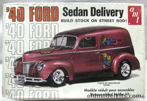 AMT 1/25 1940 Ford Sedan Delivery - Stock or Custom, T253 plastic model kit